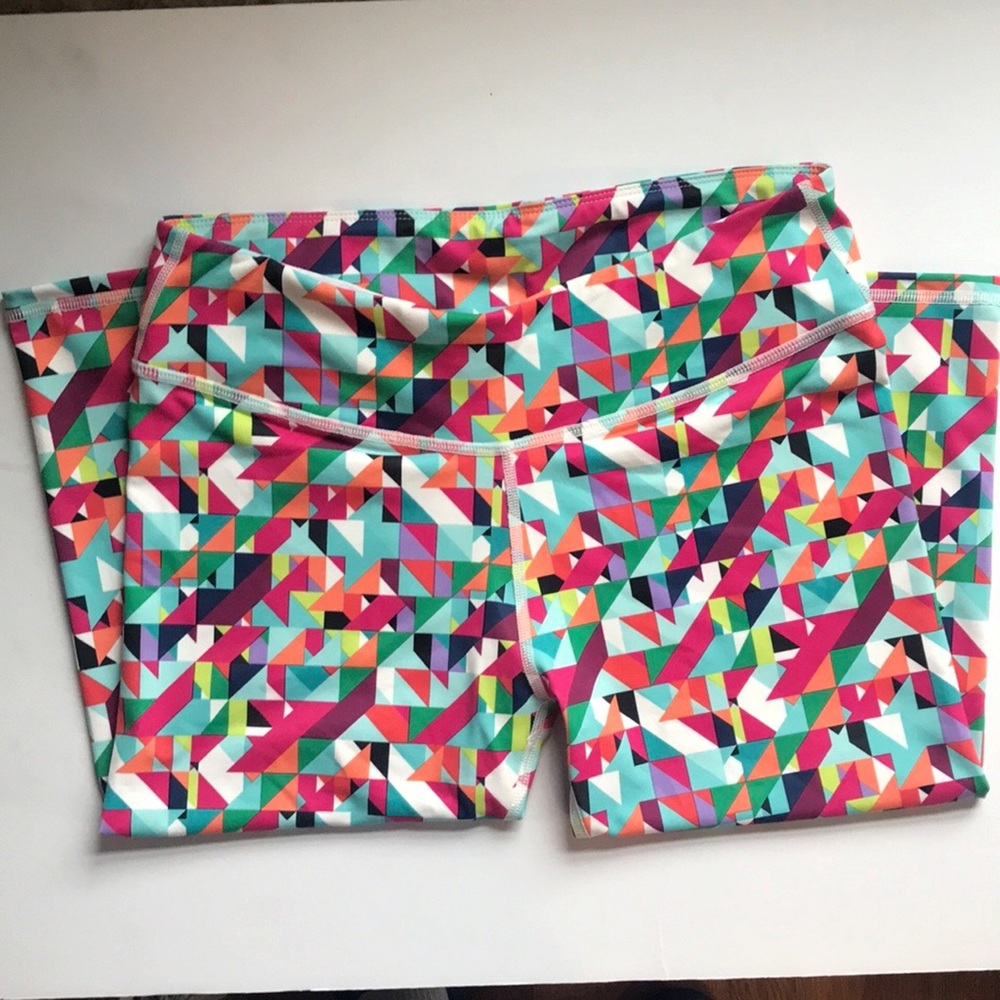 Fabletics Multi Color Active Capris Leggings Size… - image 2